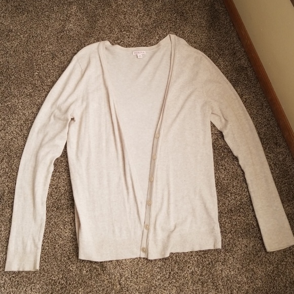 Merona Sweaters - Merona tan sweater EXCELLENT CONDITON